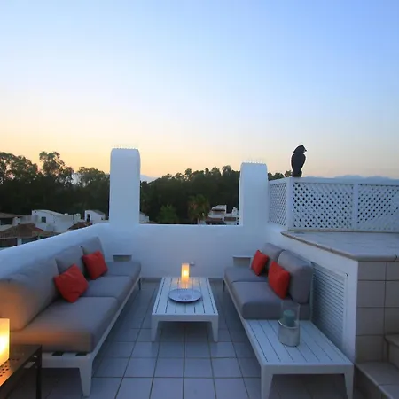 Beachside With Jacuzzi & Pool Apartamento Marbella