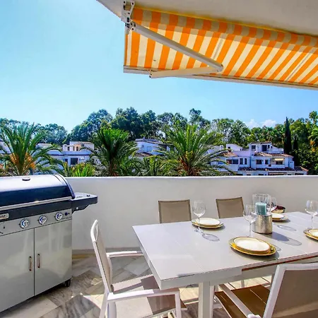 Apartamento Beachside With Jacuzzi & Pool *