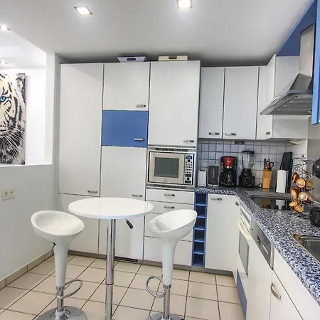 Appartement Beachside With Jacuzzi & Pool